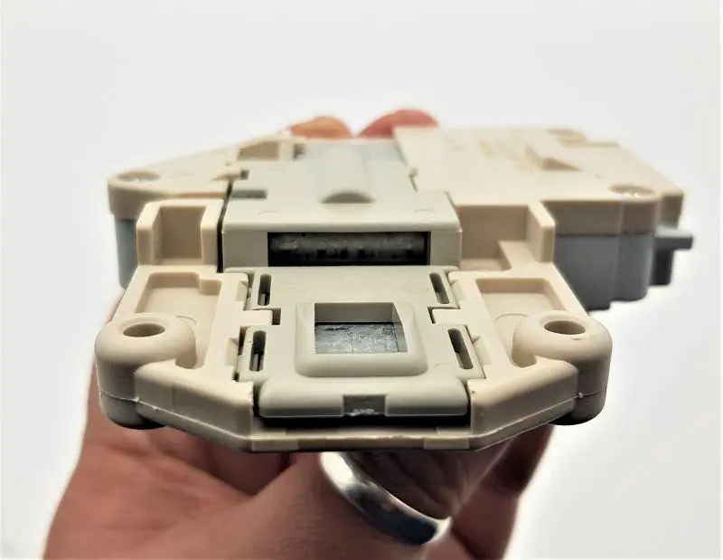 Elettroserratura microritardatore per porta oblo' per lavatrice castor cx550 Aeg