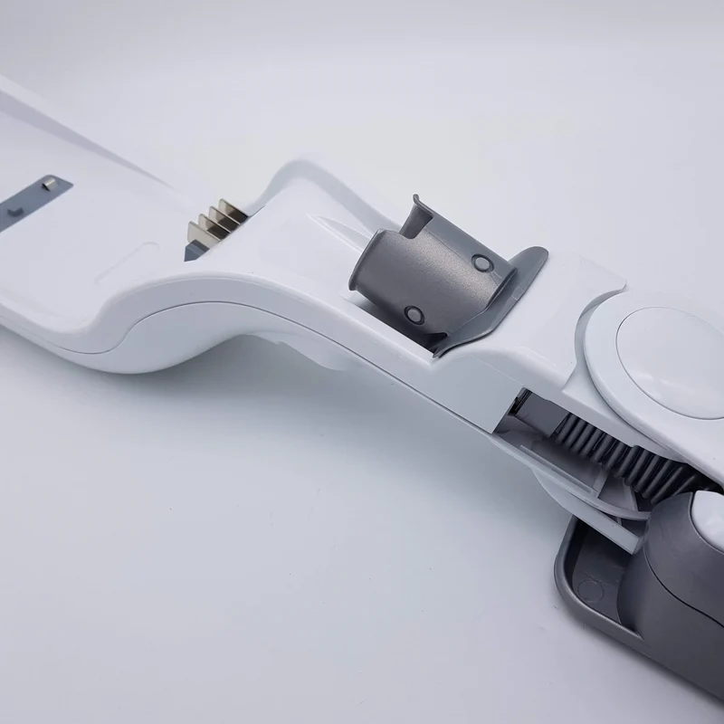 Manico inferiore per scopa Black+Decker svfv3250l