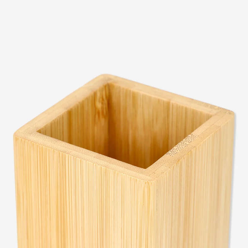 Toothbrush holder