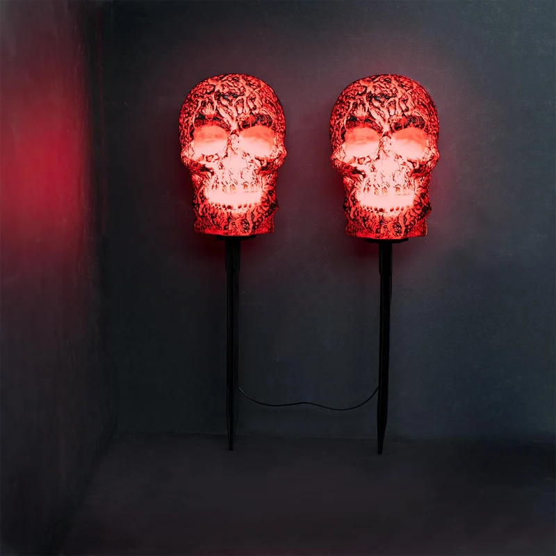 Howling heads