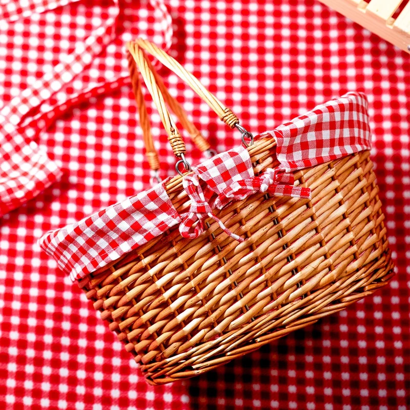 Picnic basket