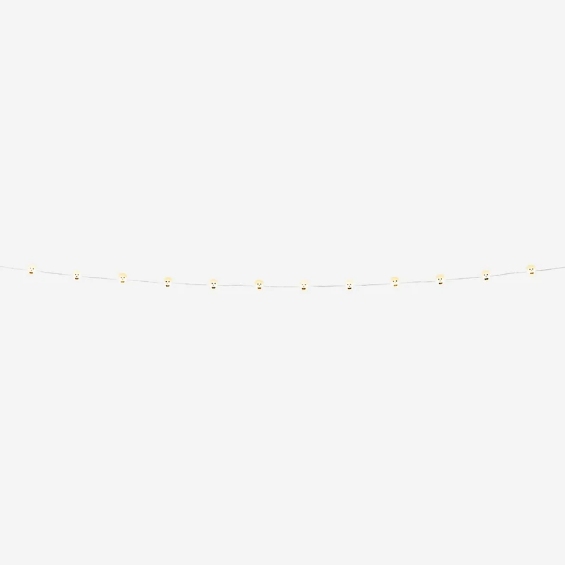 Skull string lights. 220 cm