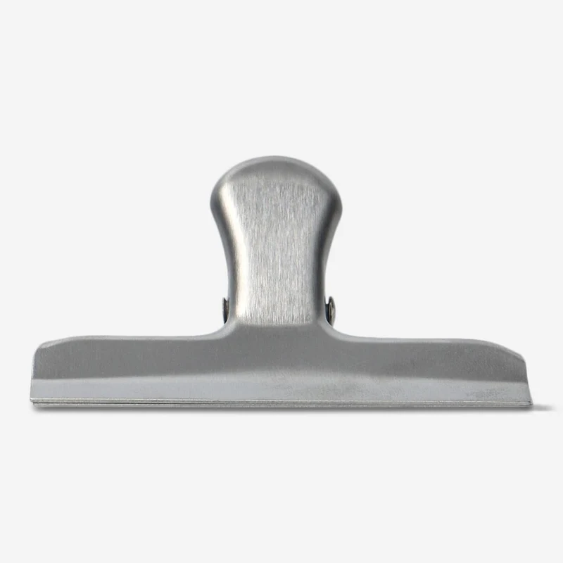Foldback clip