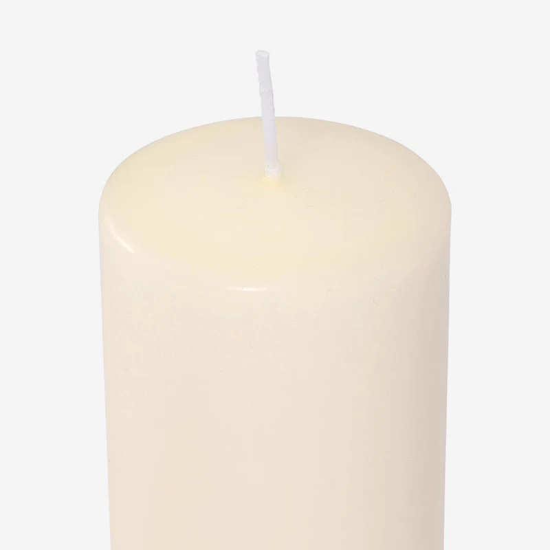 Pillar candle. 17 cm