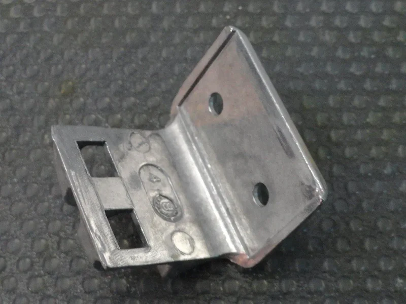 Blocchetto fissaggio griglia piano cottura Rex