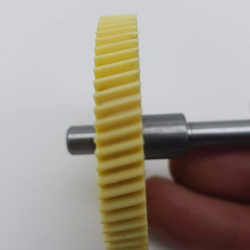 Ingranaggio con Perno (Ruota Dentata) per Macinacaffè Lelit - Ricambio Originale