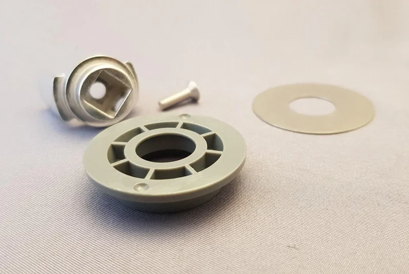 Kit giunto,vite, spessore,boccola per accessorio tritacarne Kenwood multione mixer
