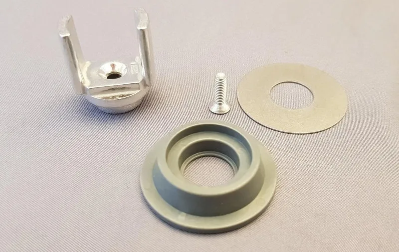 Kit giunto,vite, spessore,boccola per accessorio tritacarne Kenwood multione mixer