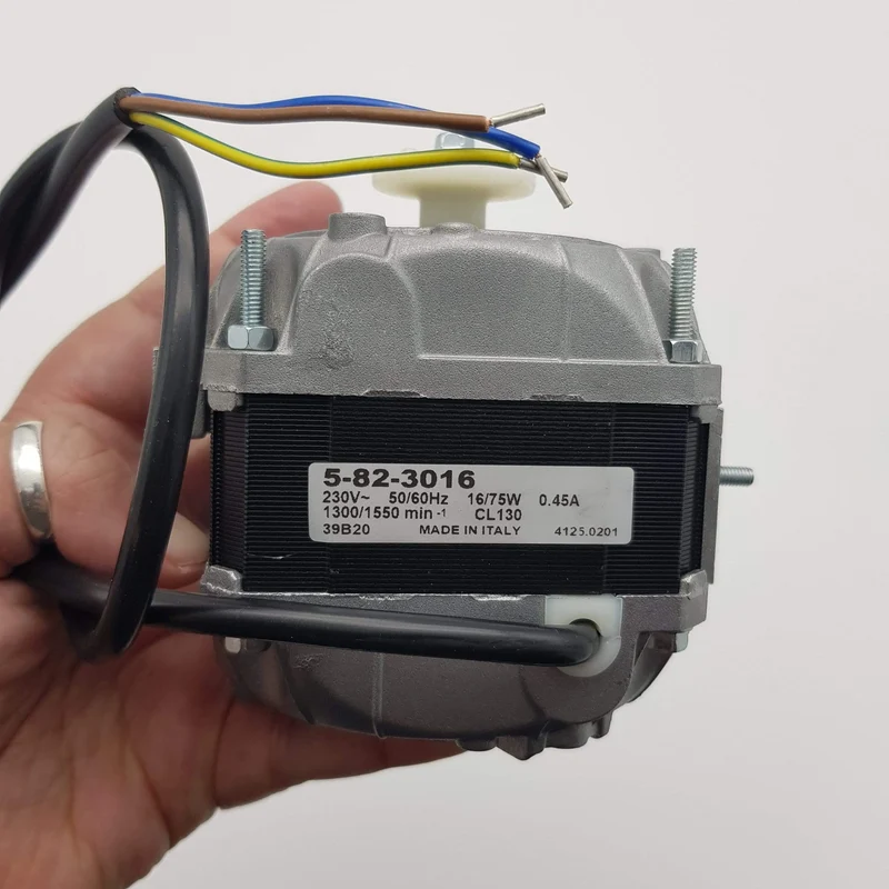 Motore Pentavalente per Ventilatore Refrigerazione UNI 5-82-3016 – 16W | Serie 82 – Universale Made in Italy