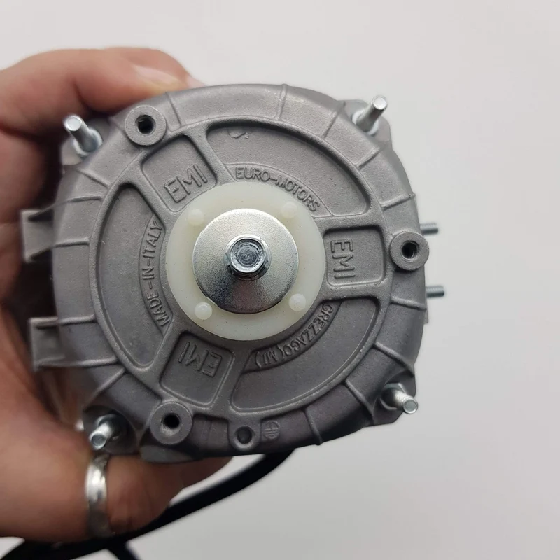 Motore Pentavalente per Ventilatore Refrigerazione UNI 5-82-3016 – 16W | Serie 82 – Universale Made in Italy