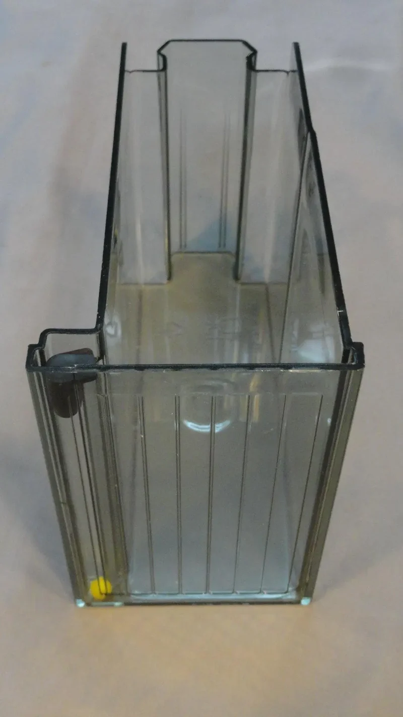 Serbatoio acqua vecchia versione De Longhi