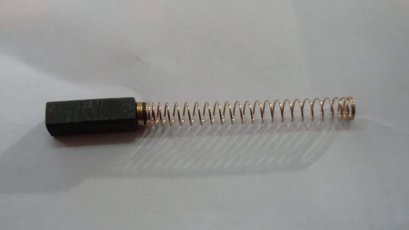 Carboncino con molla 5.8x5.8 in l16 per grattugia e gruppetto Quick Mill